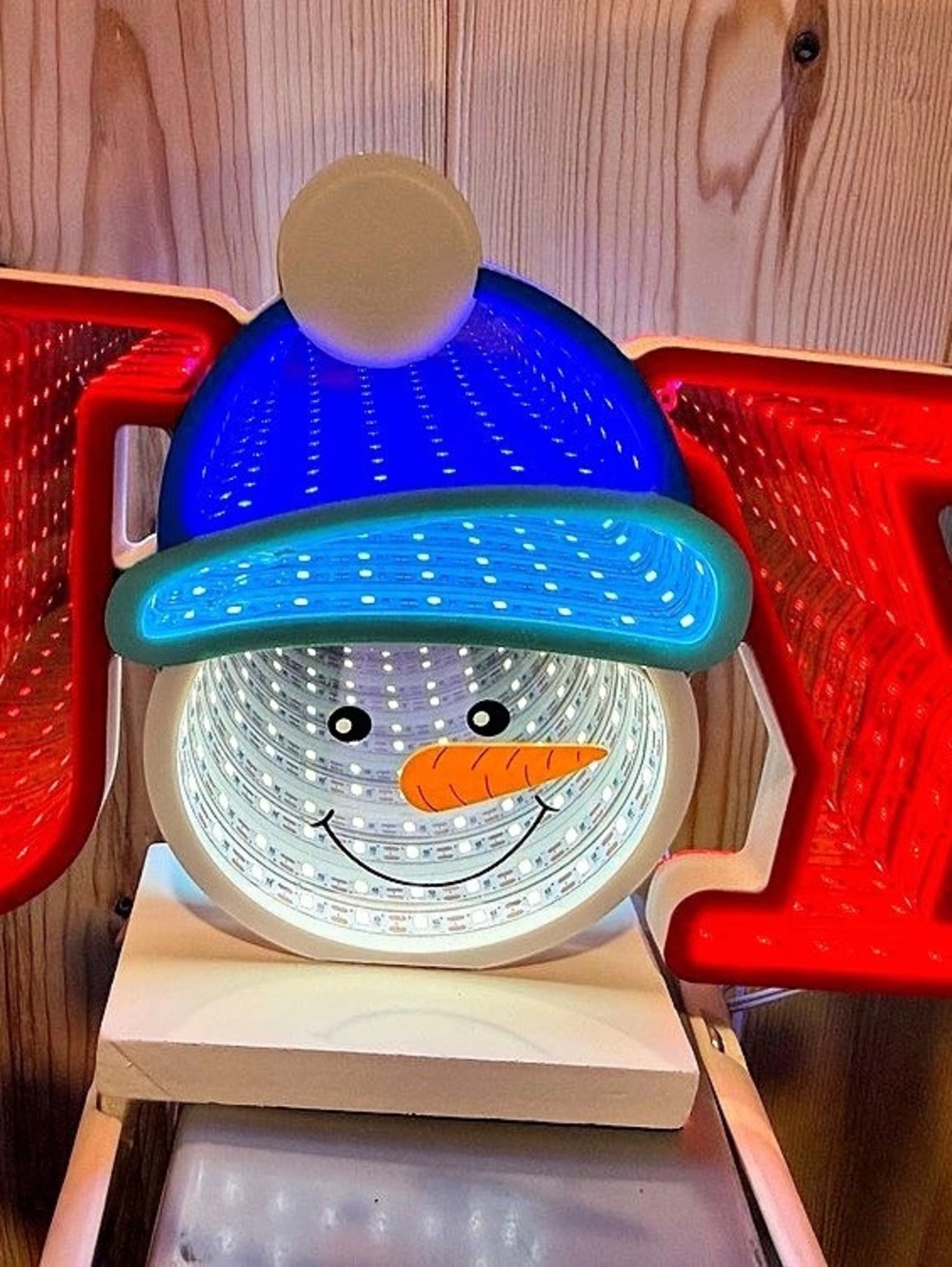 JOY snowman infinity mirror light-up decoration LED Holiday Light-Up Decoration